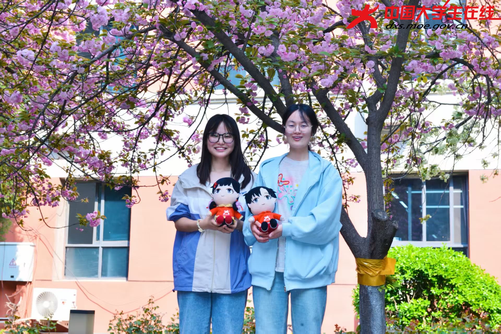 参与游戏同学合影（一） 来源：河南农业大学