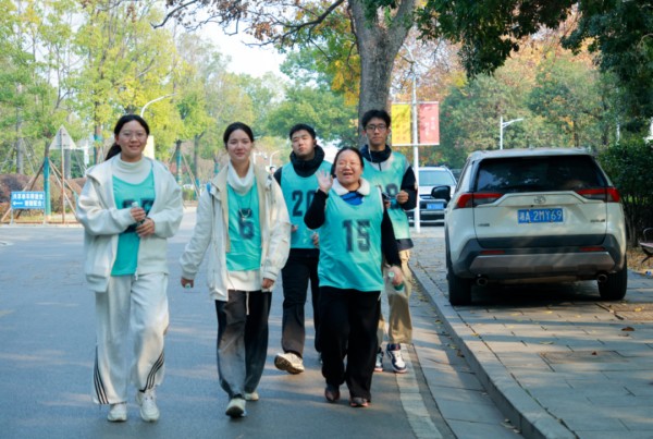 图片 4.jpg 图片 4.jpg