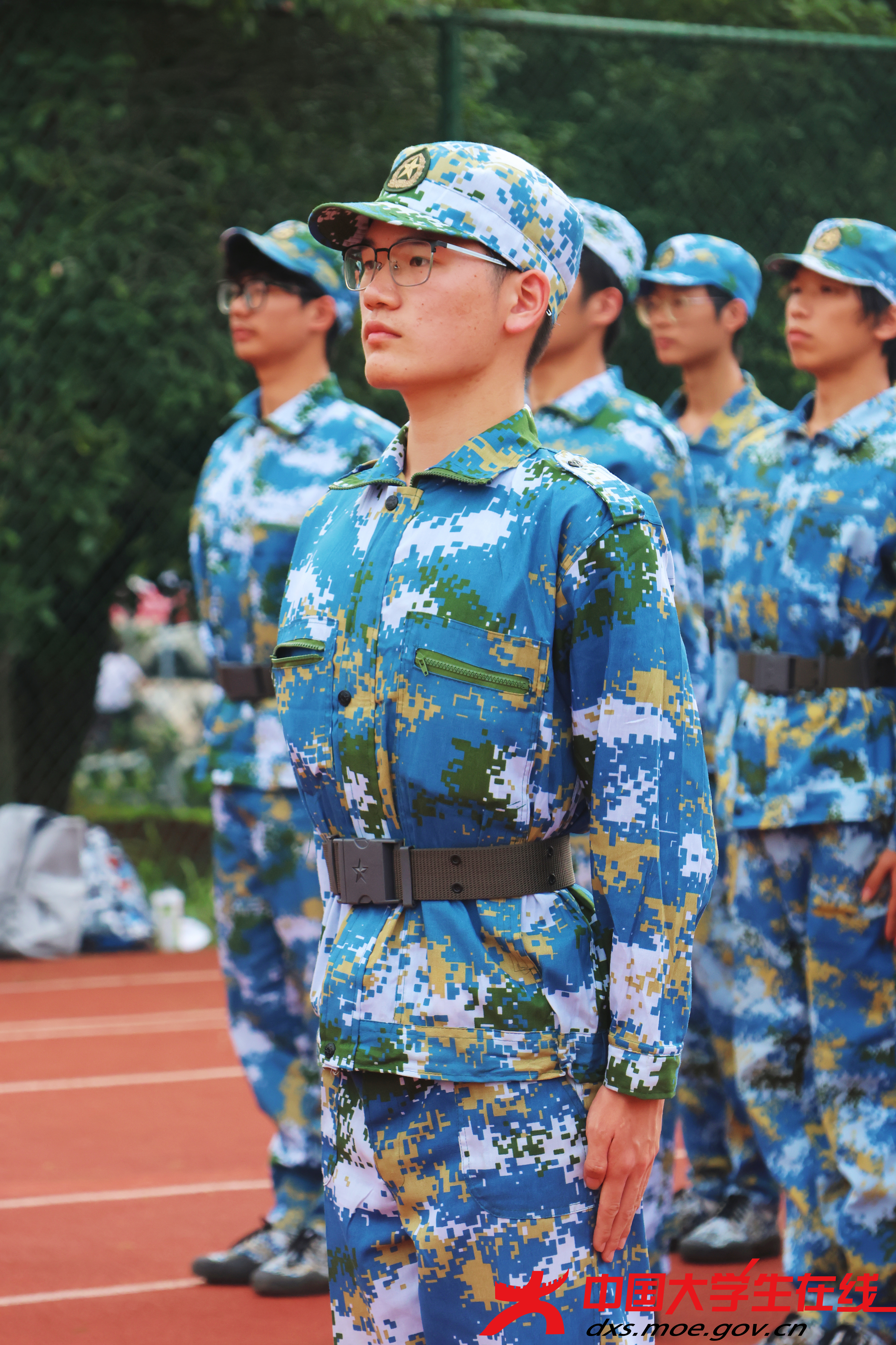 黄依娜 摄