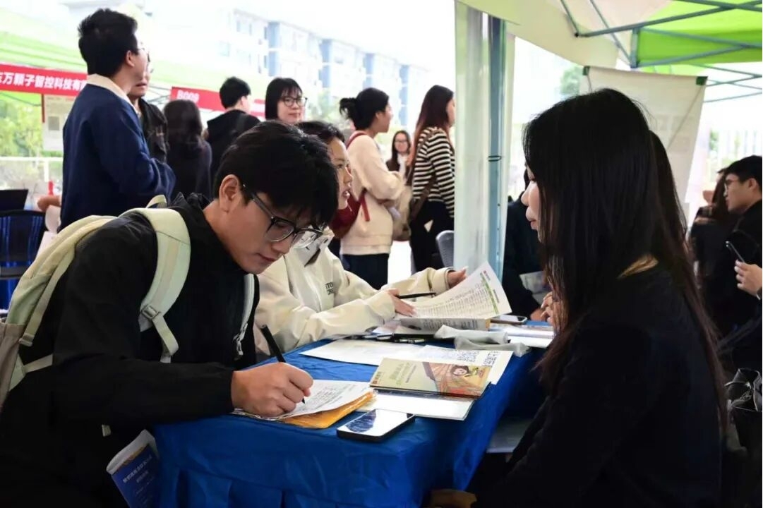 图片16.jpg 图片16.jpg
