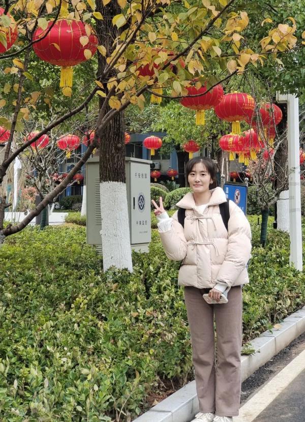 【中南大学】湘雅基础医学院梁锡苑:锡芒照怀,苑才绽华 6.jpg 【中南大学】湘雅基础医学院梁锡苑:锡芒照怀,苑才绽华 6.jpg