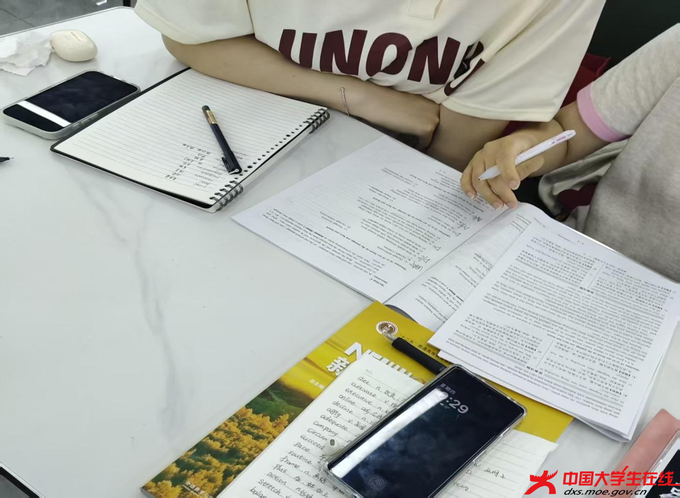 图片2.png 图片2.png