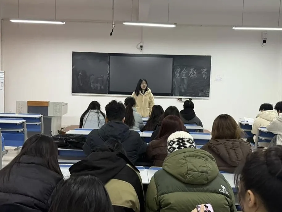 微信图片_20251101134129_443_214.jpg 微信图片_20251101134129_443_214.jpg