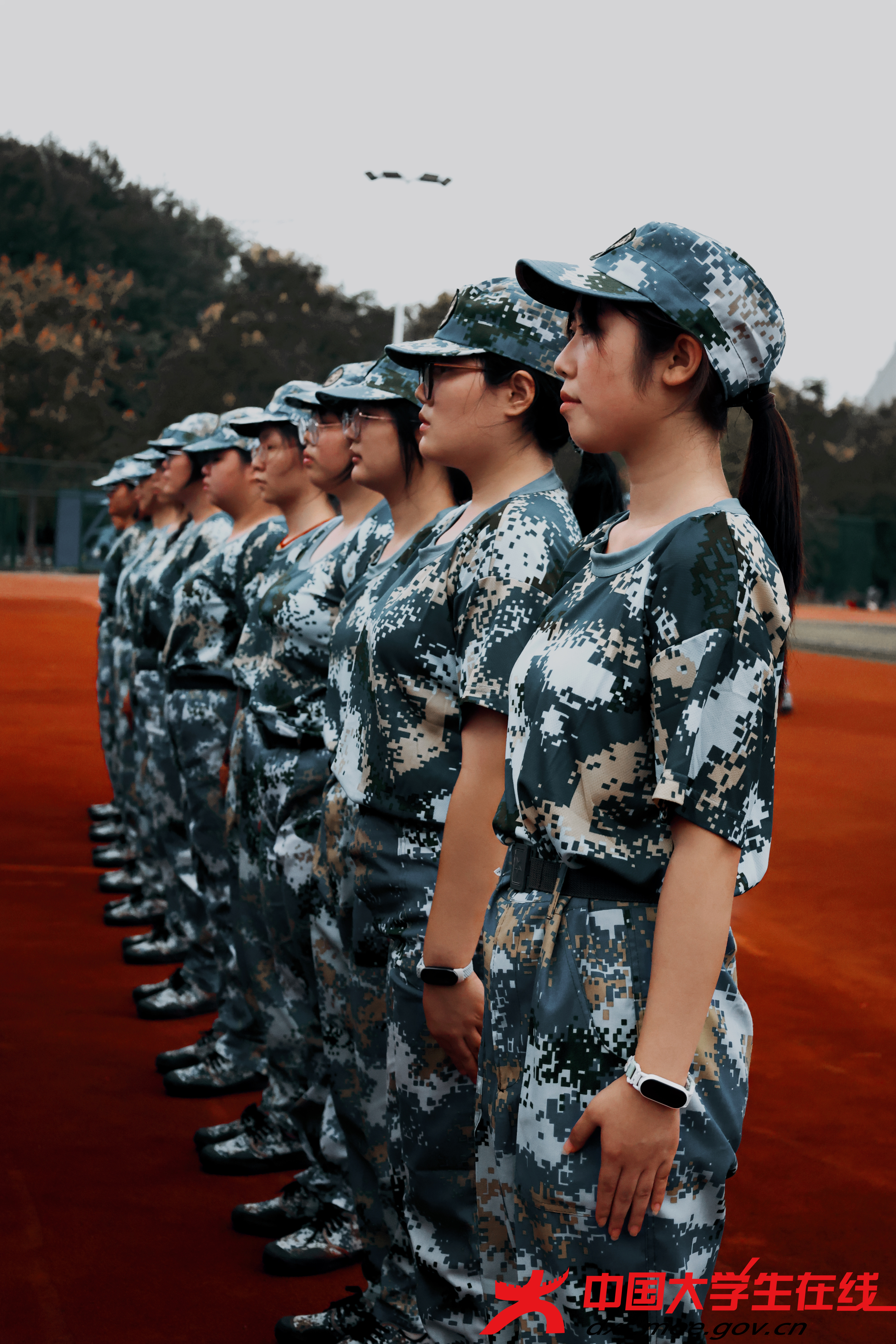 黄依娜 摄