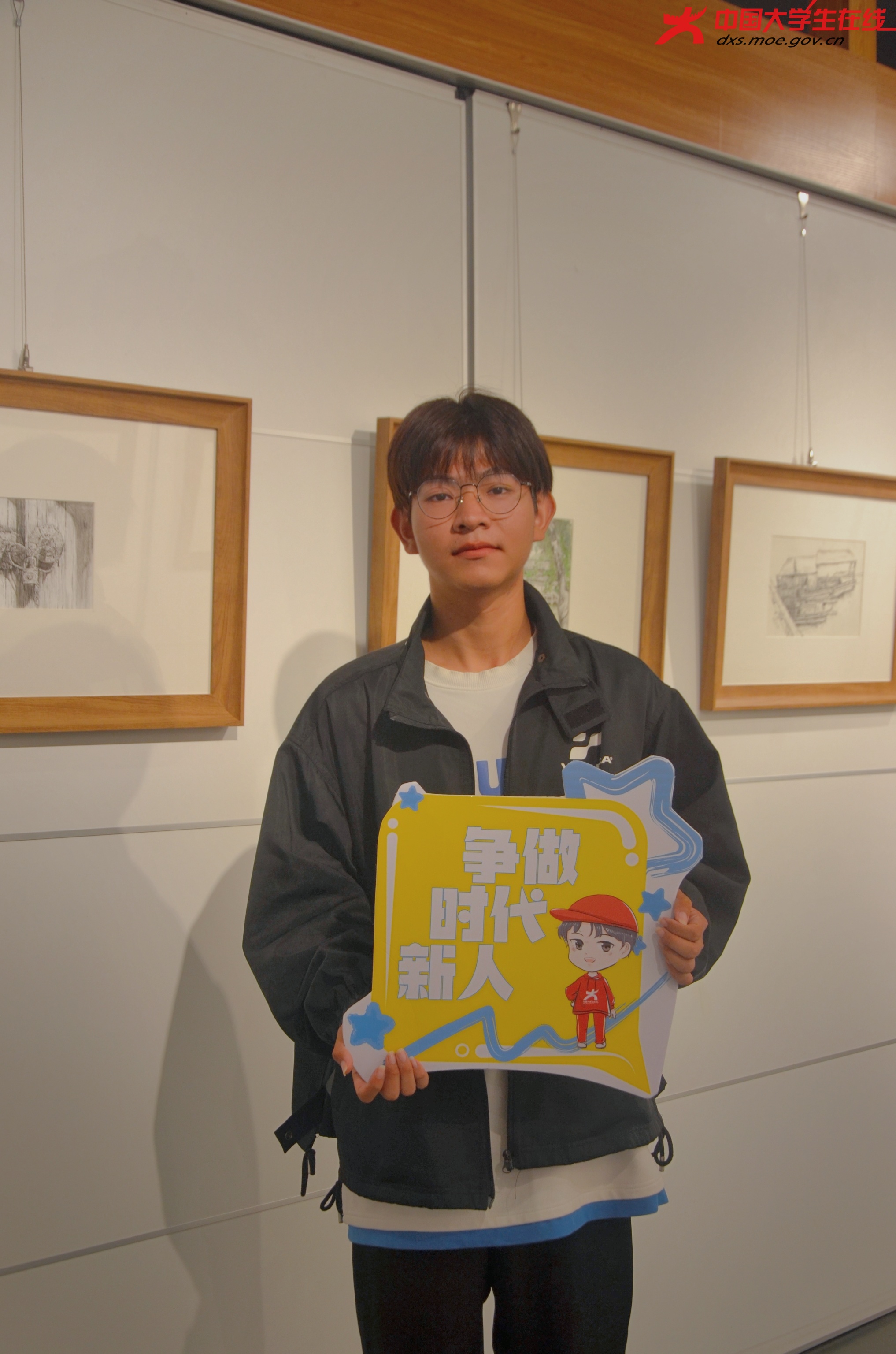 这些作品生动地展现了我们视觉艺术学院近年来注重基础教学、拓宽创意和创作口径的设计人才培养理念。