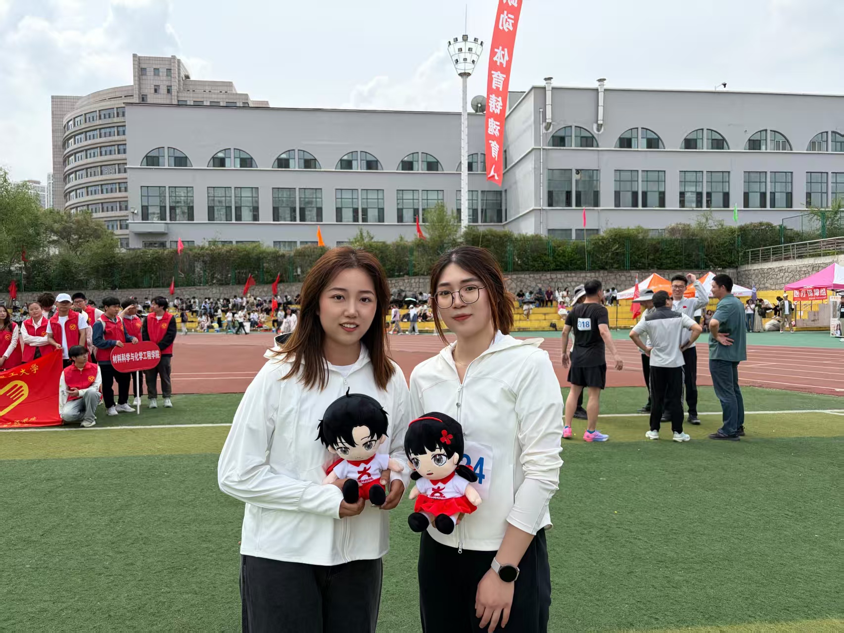 b1a3774233384a619e2c2bfecf0b9c6f.jpg