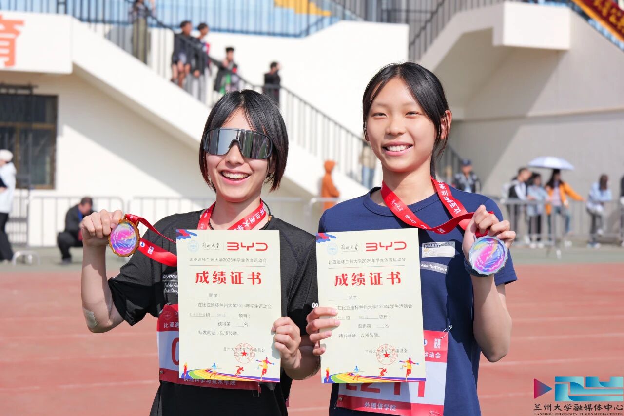 E76B34654C01E3F56A5A8CCC31BE3A14.jpg