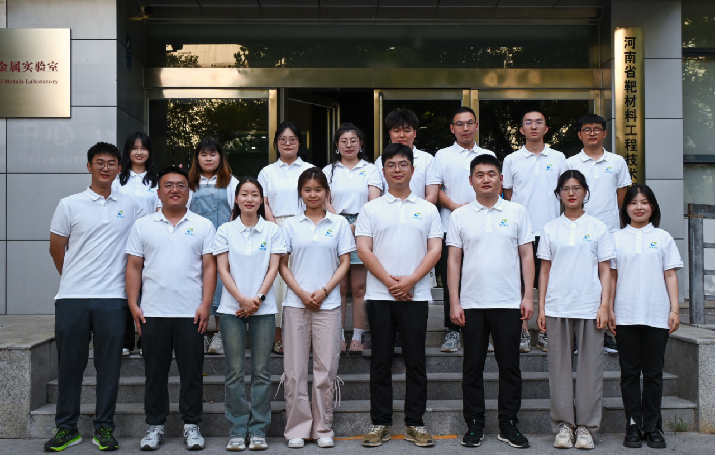 团队合影.png 团队合影.png