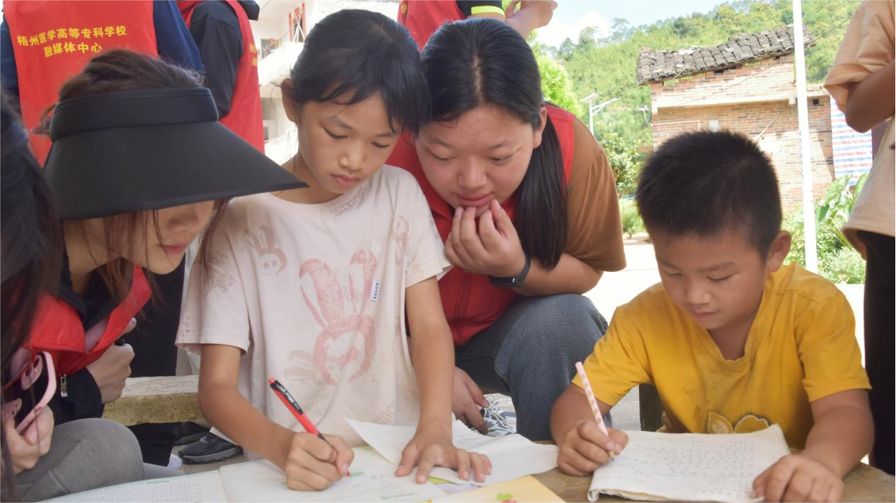 图片 1.png 图片 1.png