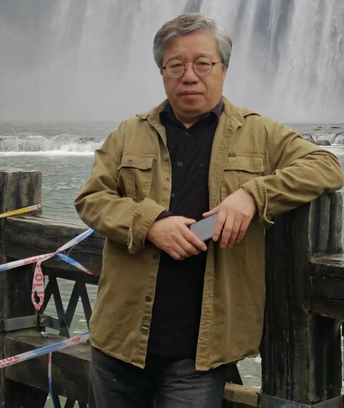 郑州大学美术学院王国建教授 图片来源王国建教授.jpg 郑州大学美术学院王国建教授 图片来源王国建教授.jpg