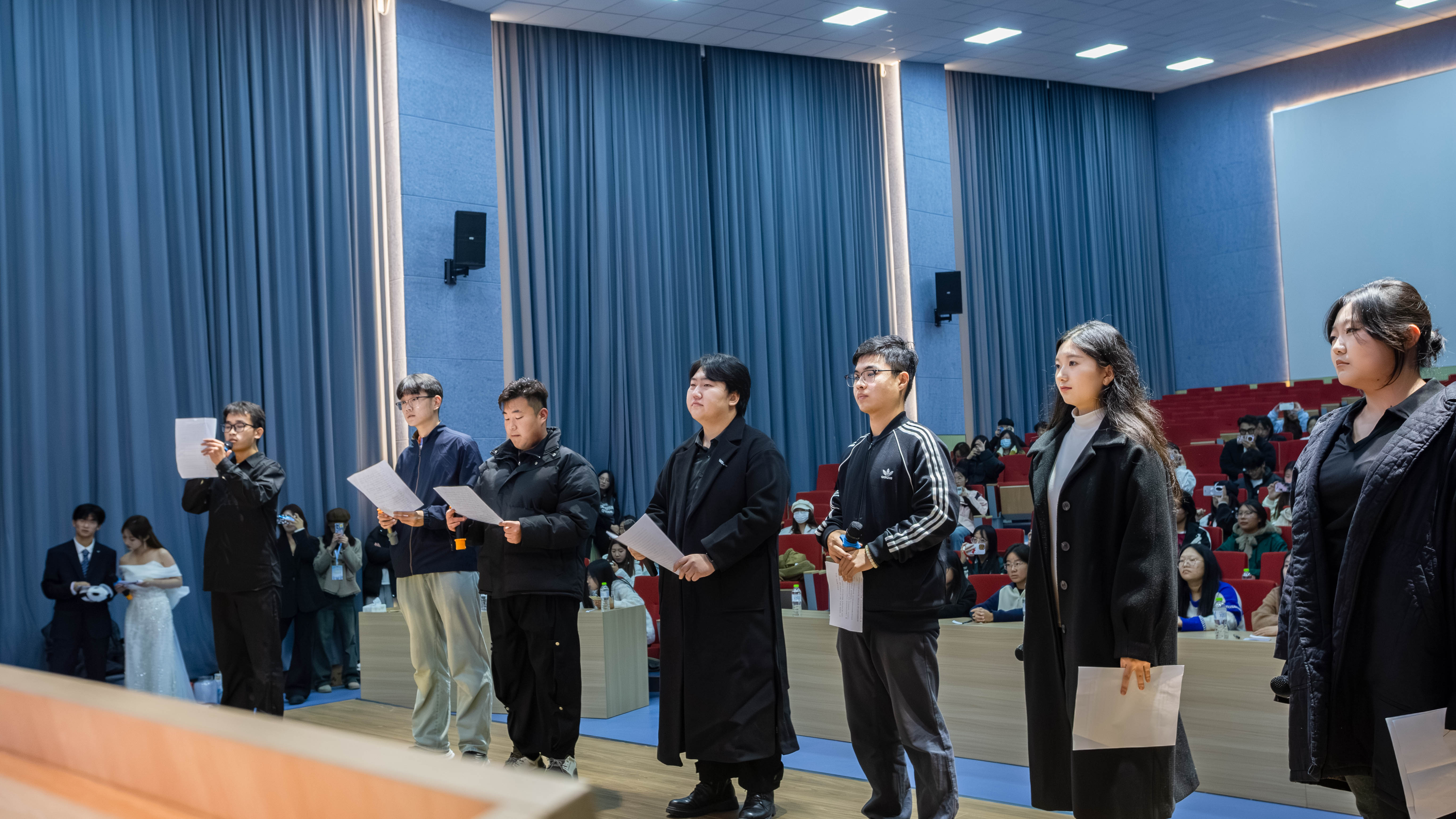 图为配音大赛节目表演。马惜玉 供图.jpg 图为配音大赛节目表演。马惜玉 供图.jpg