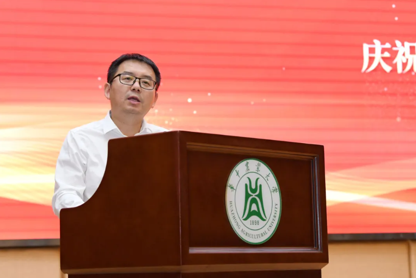 屏幕截图 2025-09-12 003853.png 屏幕截图 2025-09-12 003853.png