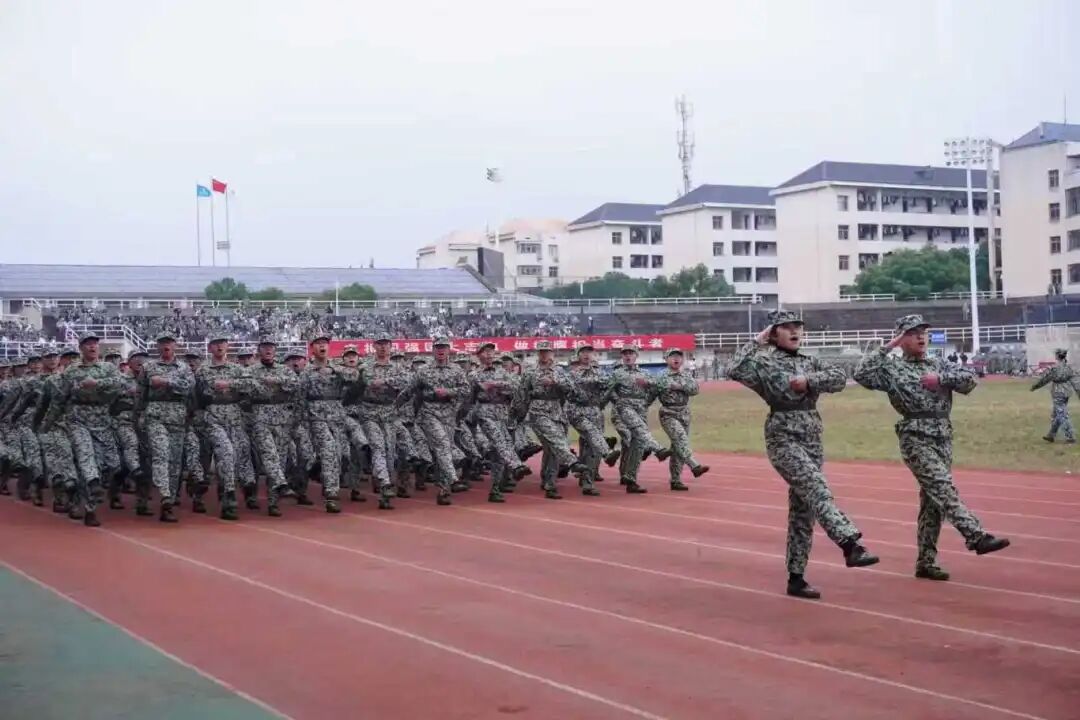 旅游学院.jpg