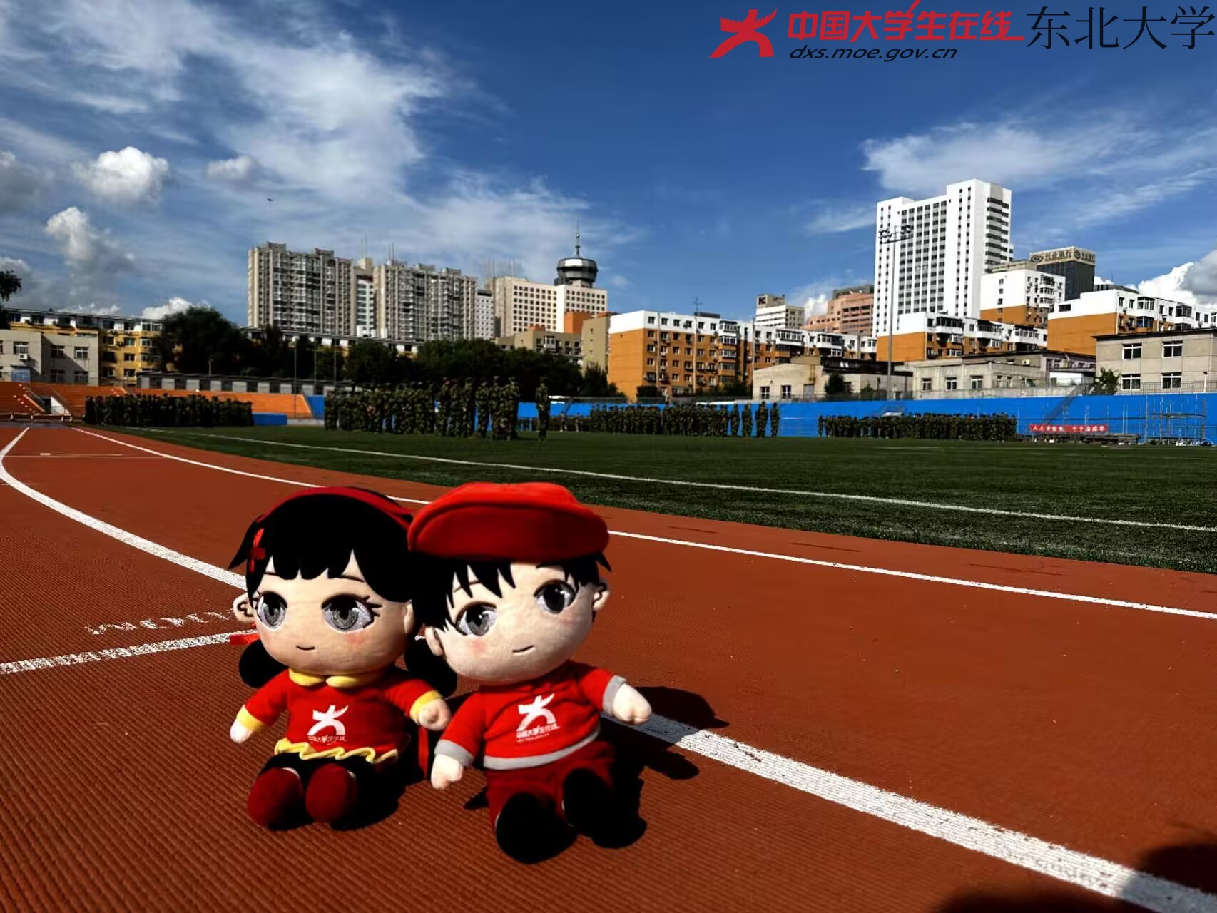 小中兄妹为新生军训助力，加油学弟学妹们