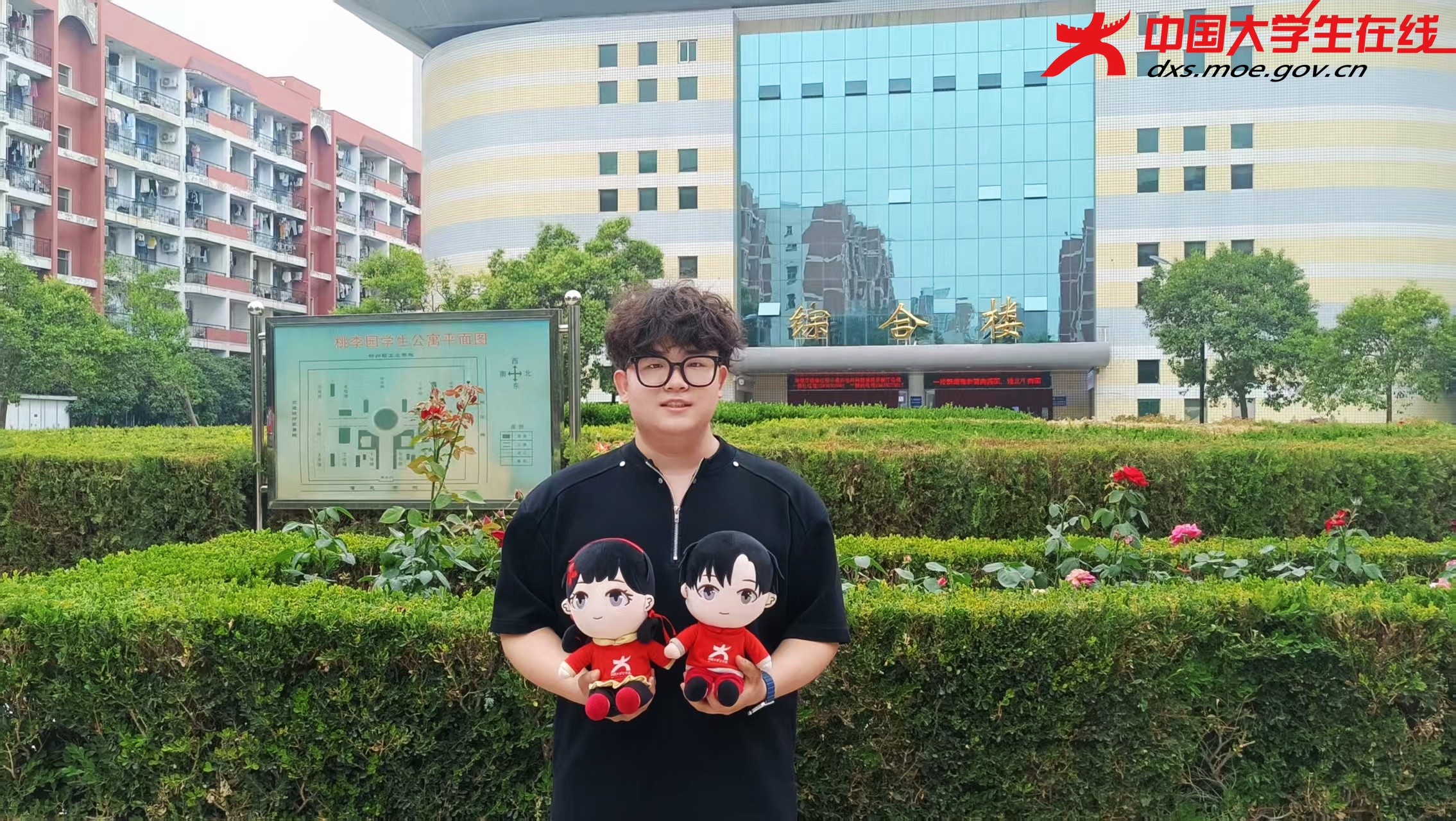 烟草学院 张迈 摄影：张广丽