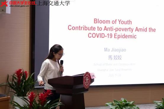 向留学生讲述中国发展故事.jpg 向留学生讲述中国发展故事.jpg