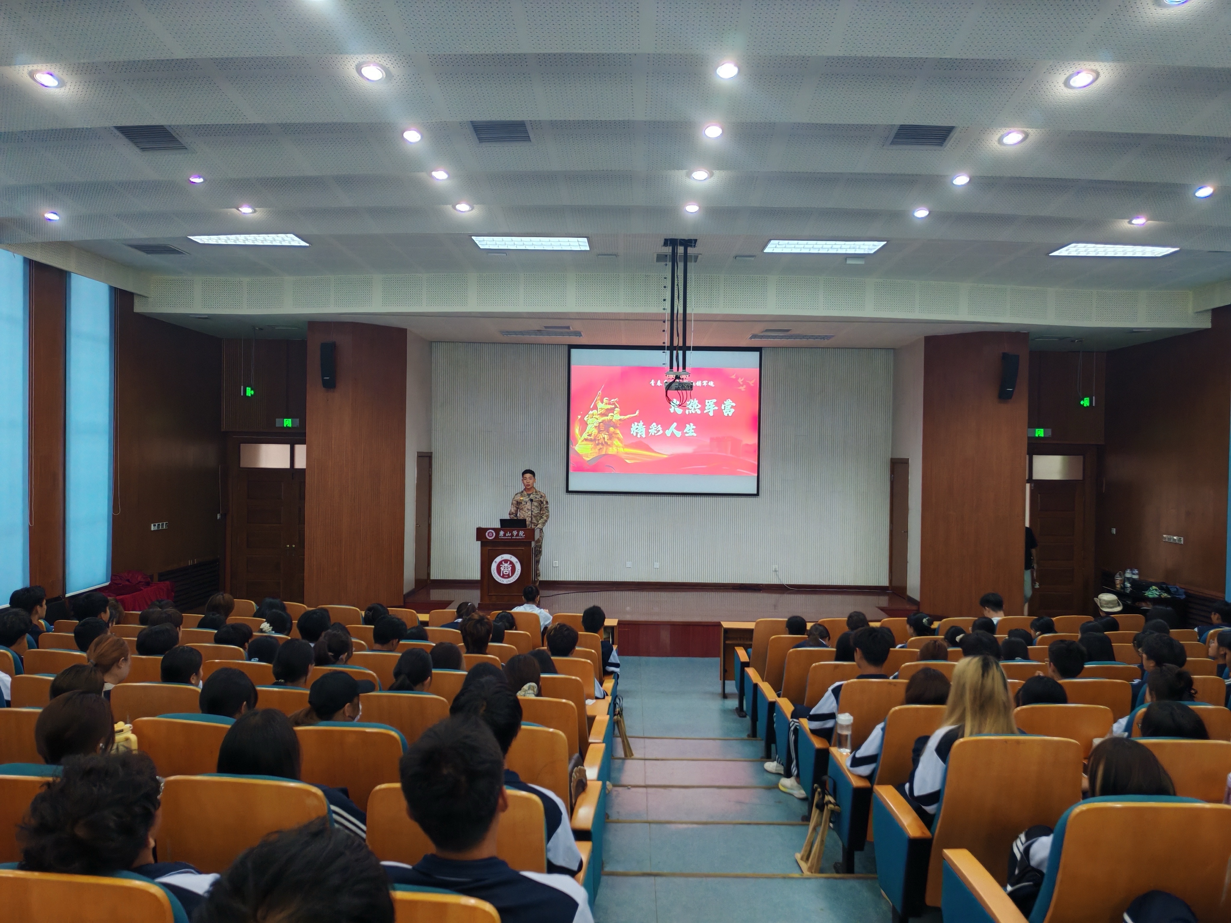 e9cfc2df07ec5c51f3c482af2f5c7697.jpg e9cfc2df07ec5c51f3c482af2f5c7697.jpg