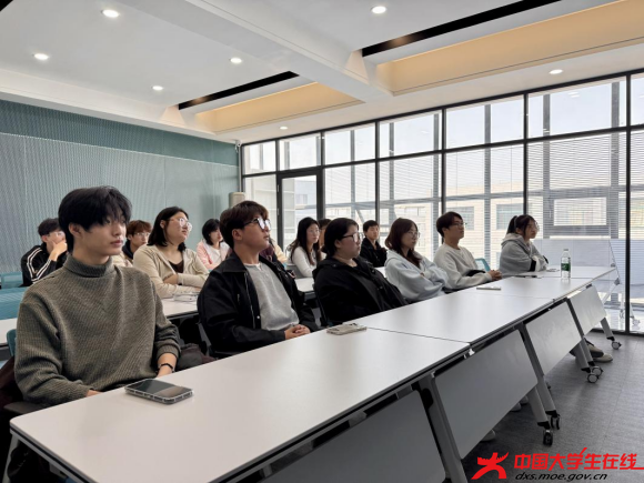 观屏求知 辽宁科技大学网通站摄.png 观屏求知 辽宁科技大学网通站摄.png