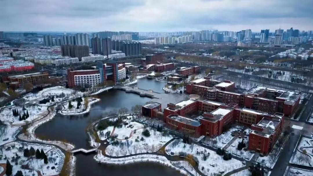 首页>|校园号>|滨州学院校园网络通讯站>万里雪飘滨院北国风光,千里