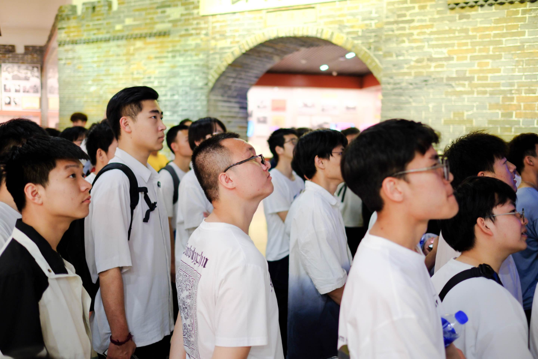 图片2.png 图片2.png