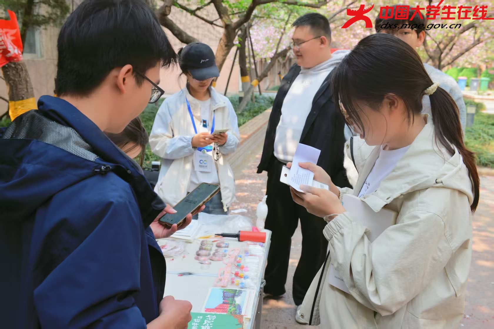 游戏进行时（一） 来源：河南农业大学