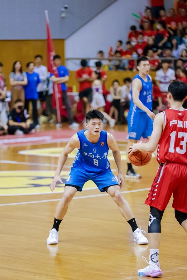 中南男篮!晋级四强! - 中南大学学生工作部(处) - 中国大学生在线