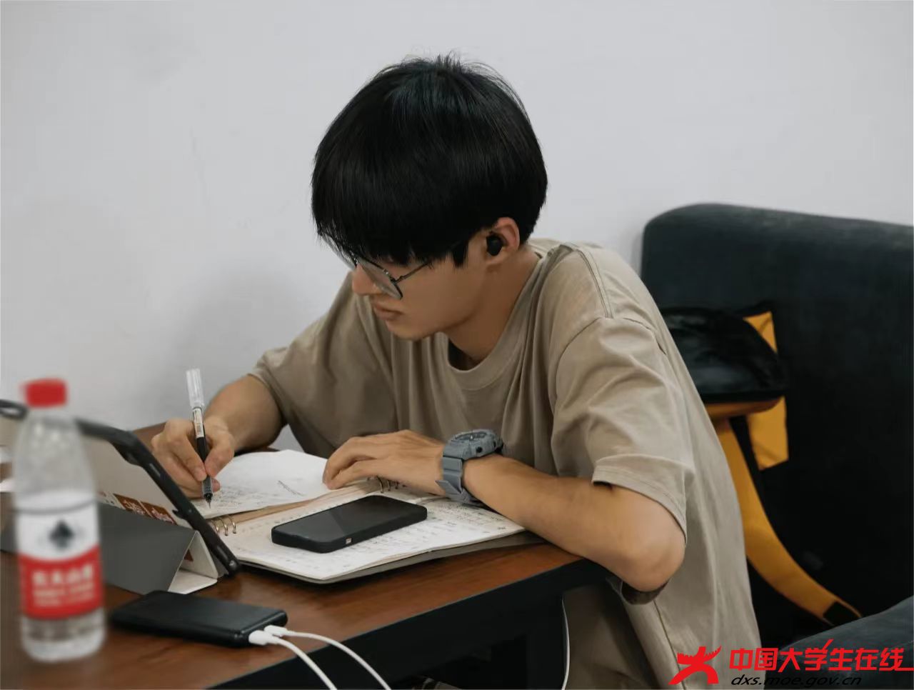 微信图片_20230828125918.jpg 微信图片_20230828125918.jpg