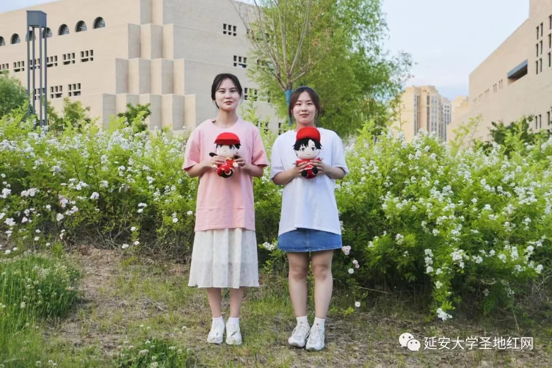 每次活动都给大家带来了不少乐趣，也留下了不少美好的回忆。校园寻宝图书馆打卡点。